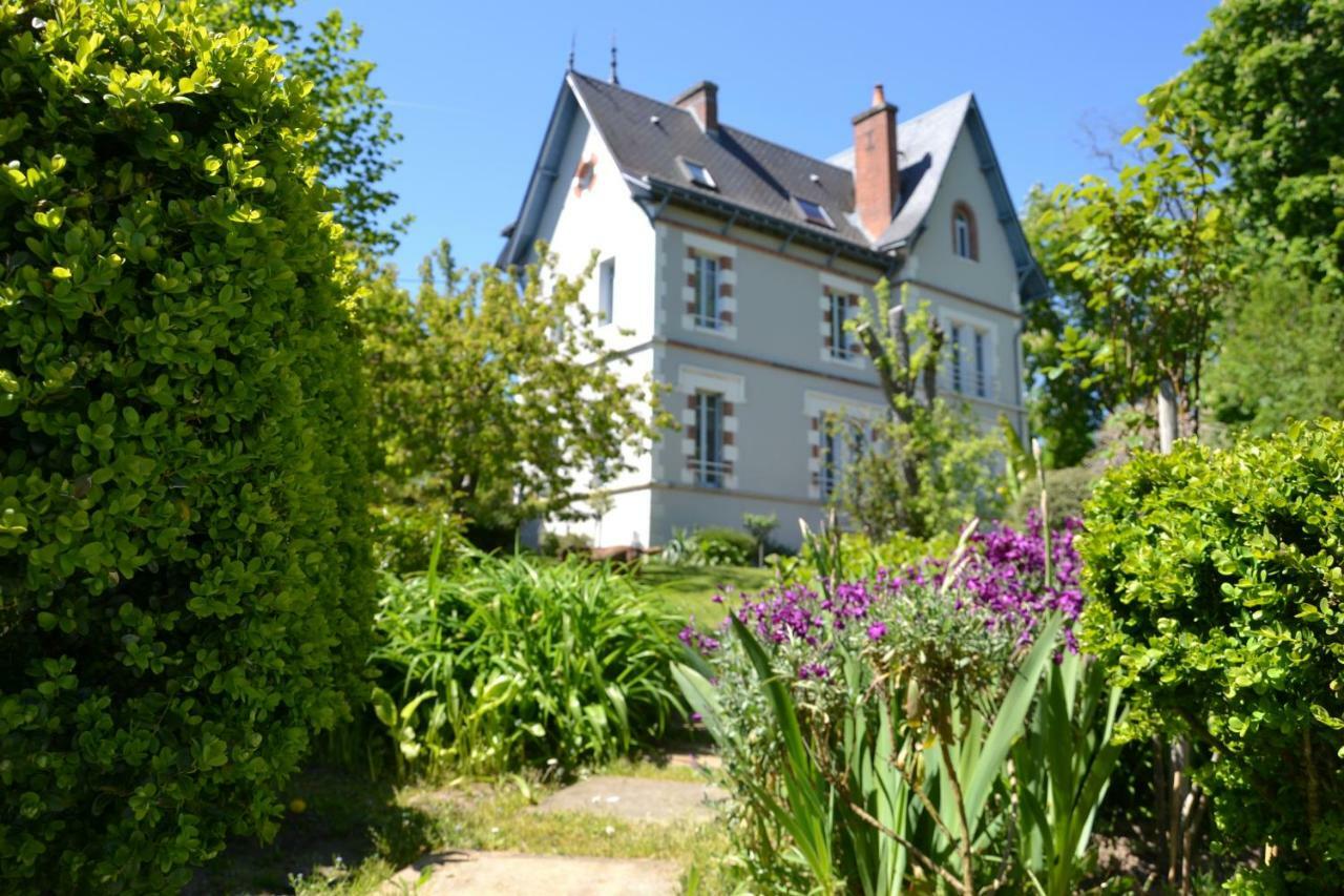 Les Dameraudes Gien Exterior foto
